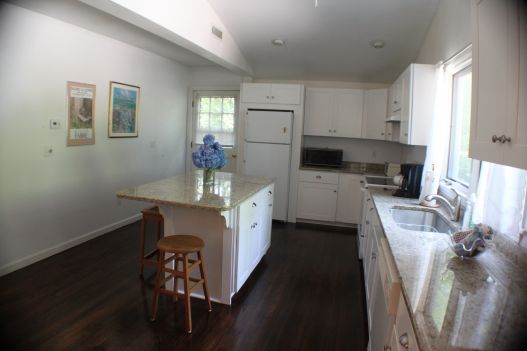 Narragansett, RI - Ocean Front Rental, 4 Bedrooms, Furnished, Narragansett, RI - Ocean Front Rental, 4 Bedrooms, Furnished Photo #2
