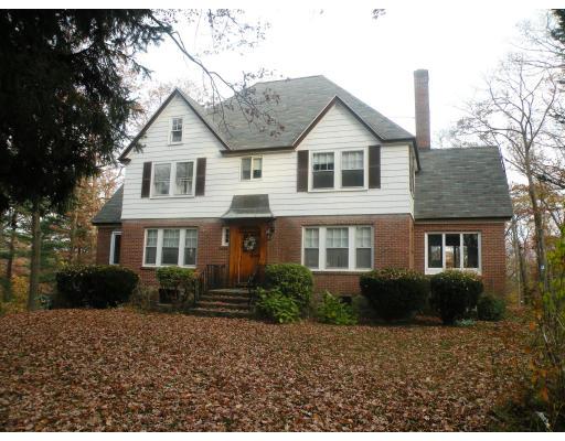 Click for Woodland Road # , Beverly, MA slideshow