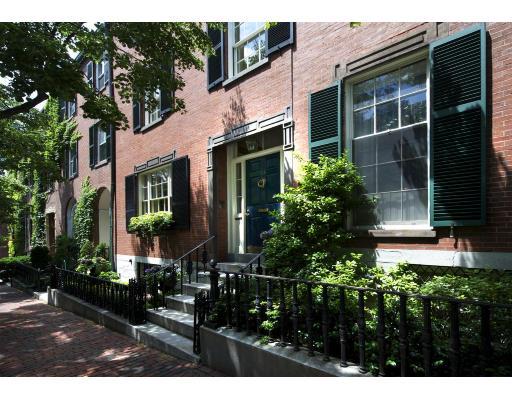 Photo of Chestnut St, Boston, MA