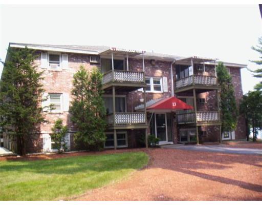 Click for Charleston Avenue Multi 020, Londonderry, NH slideshow