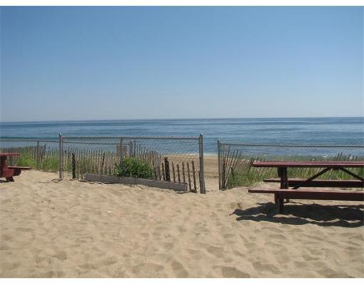 Photo: North End Boulevard, Salisbury, MA