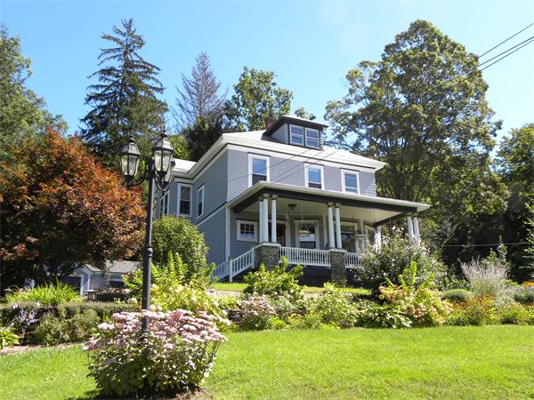Photo: Pleasant Street, Shelburne, MA