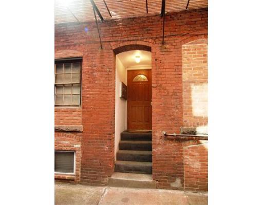 Photo: Bartlett Place, Boston, MA