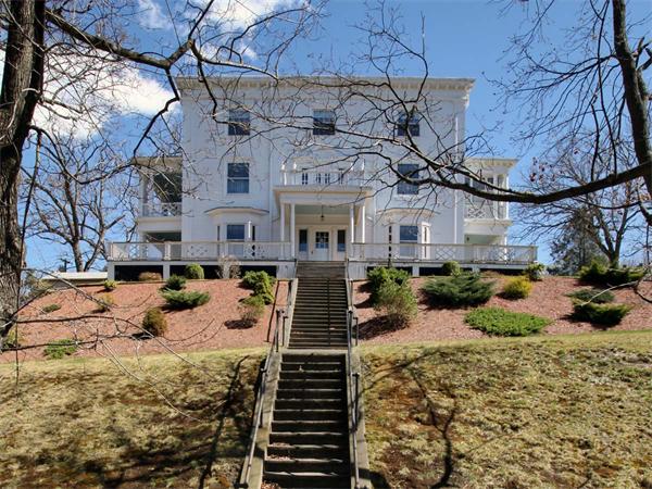 Photo: Boylston St, Clinton, MA