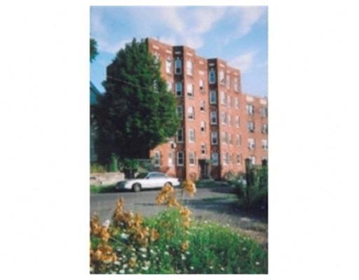 Photo: Elm St, Holyoke, MA