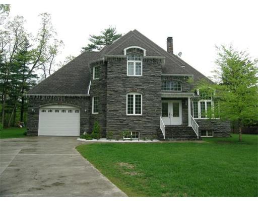 Photo: Witheridge St, Agawam, MA
