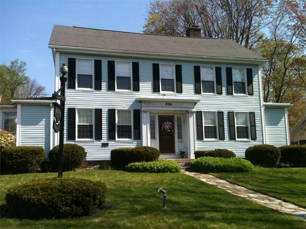 Photo: Main St, Sturbridge, MA