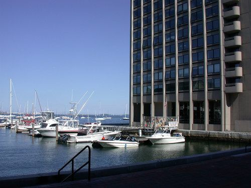 Harbor Towers Photo #6