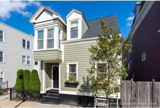 Boston, MA - South Boston